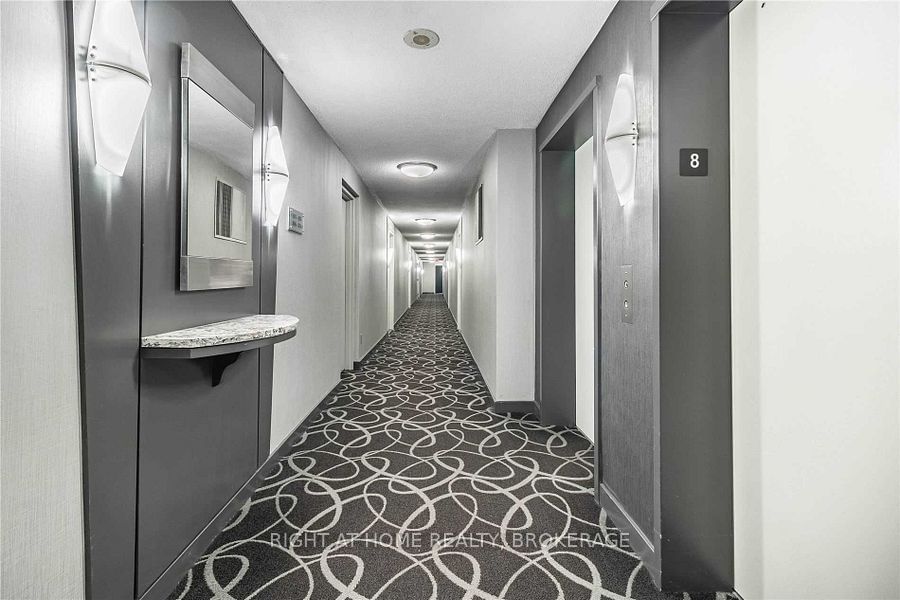 600 Queens Quay W, unit 805 for rent - image #5