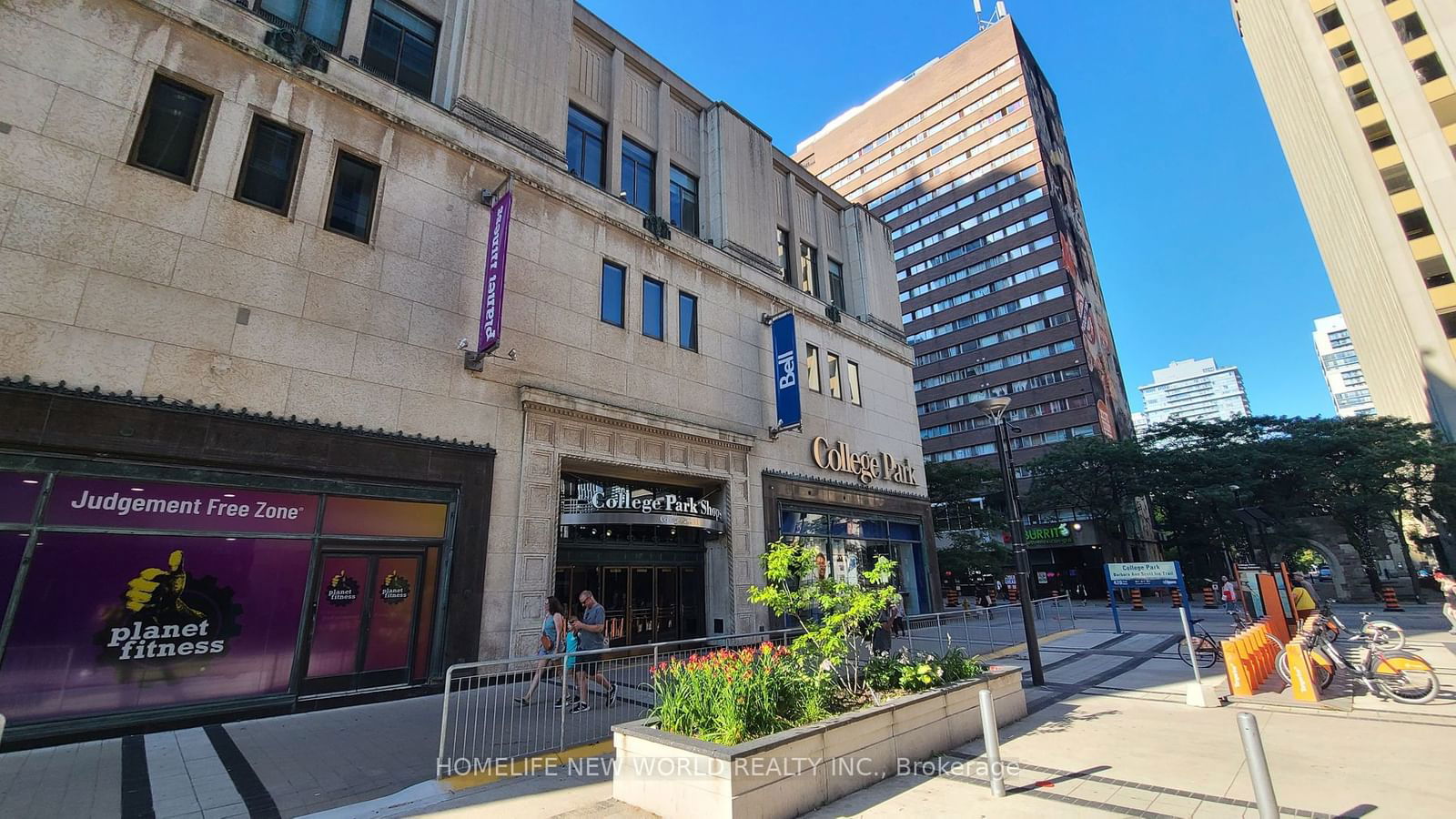 386 Yonge St, unit 2905 for rent