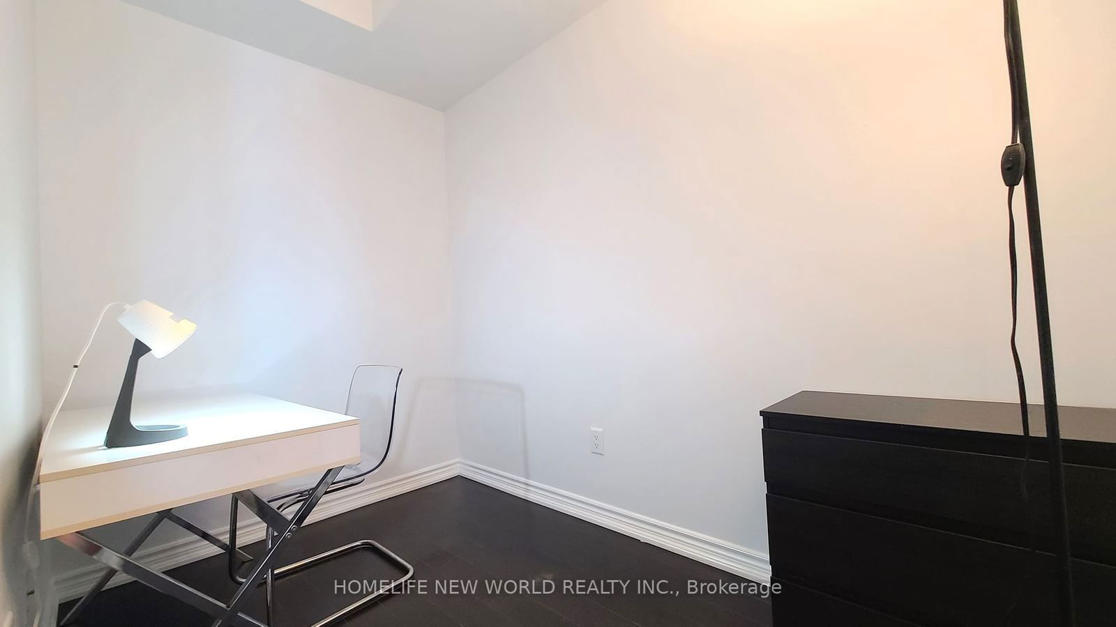 386 Yonge St, unit 2905 for rent