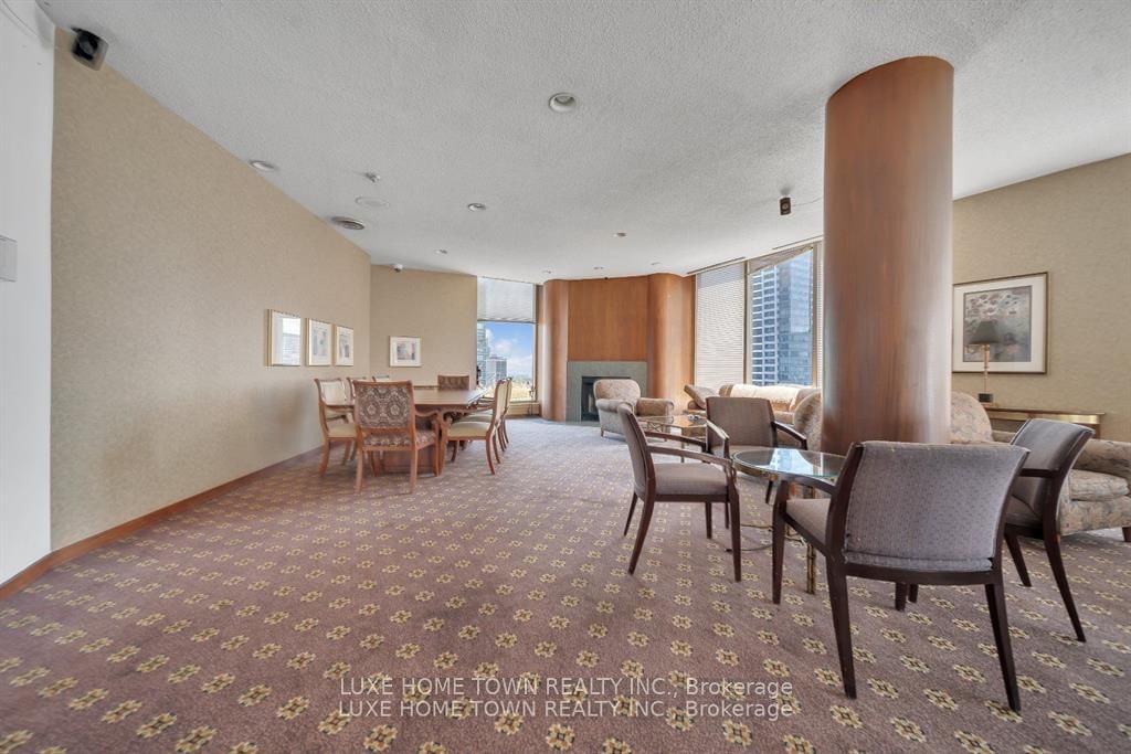 1055 Bay St, unit 308 for sale - image #26