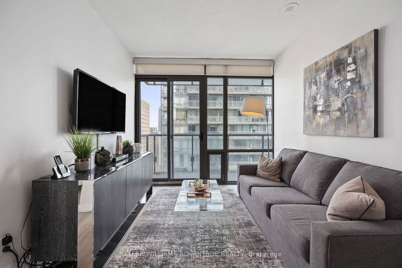 38 Grenville St, unit 2201 for rent - image #1