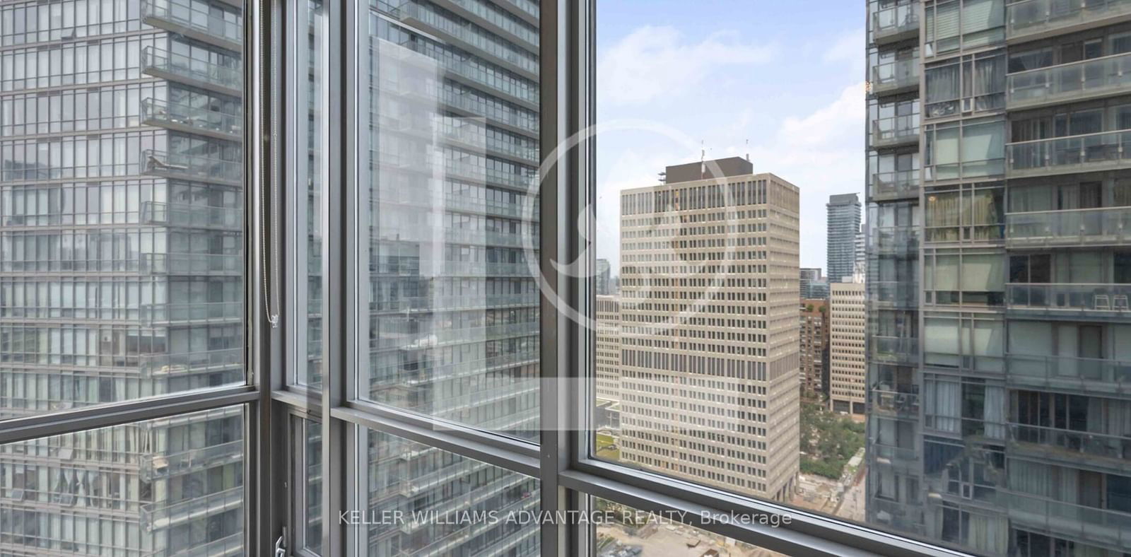 38 Grenville St, unit 2201 for rent - image #10