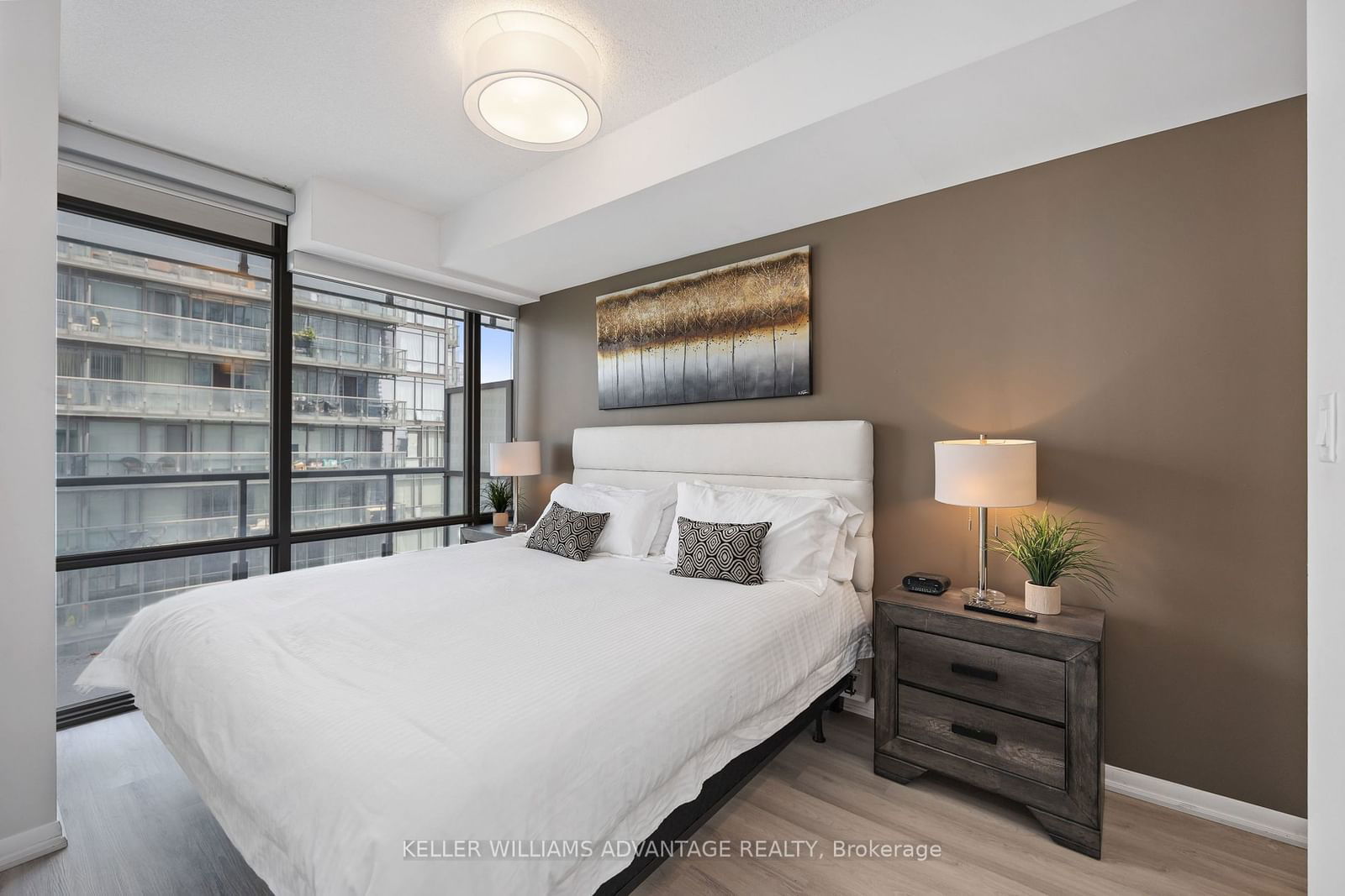 38 Grenville St, unit 2201 for rent - image #6