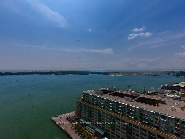 77 Harbour Sq, unit 3008 for rent