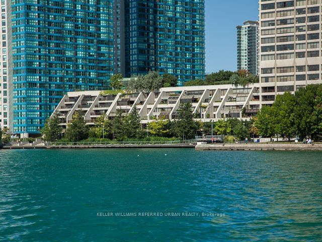 77 Harbour Sq, unit 3008 for rent - image #30