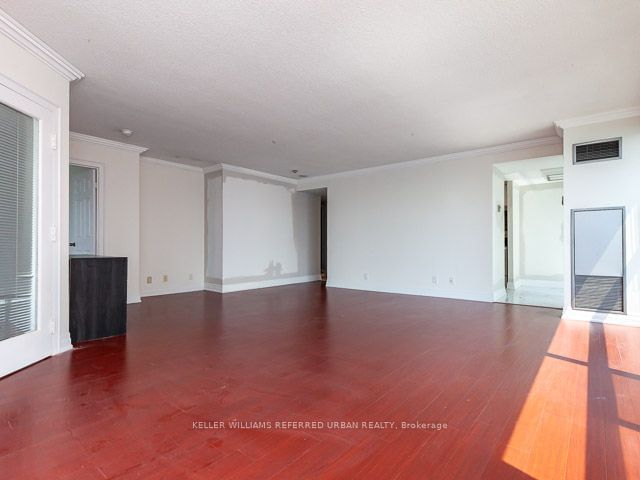 77 Harbour Sq, unit 3008 for rent - image #5