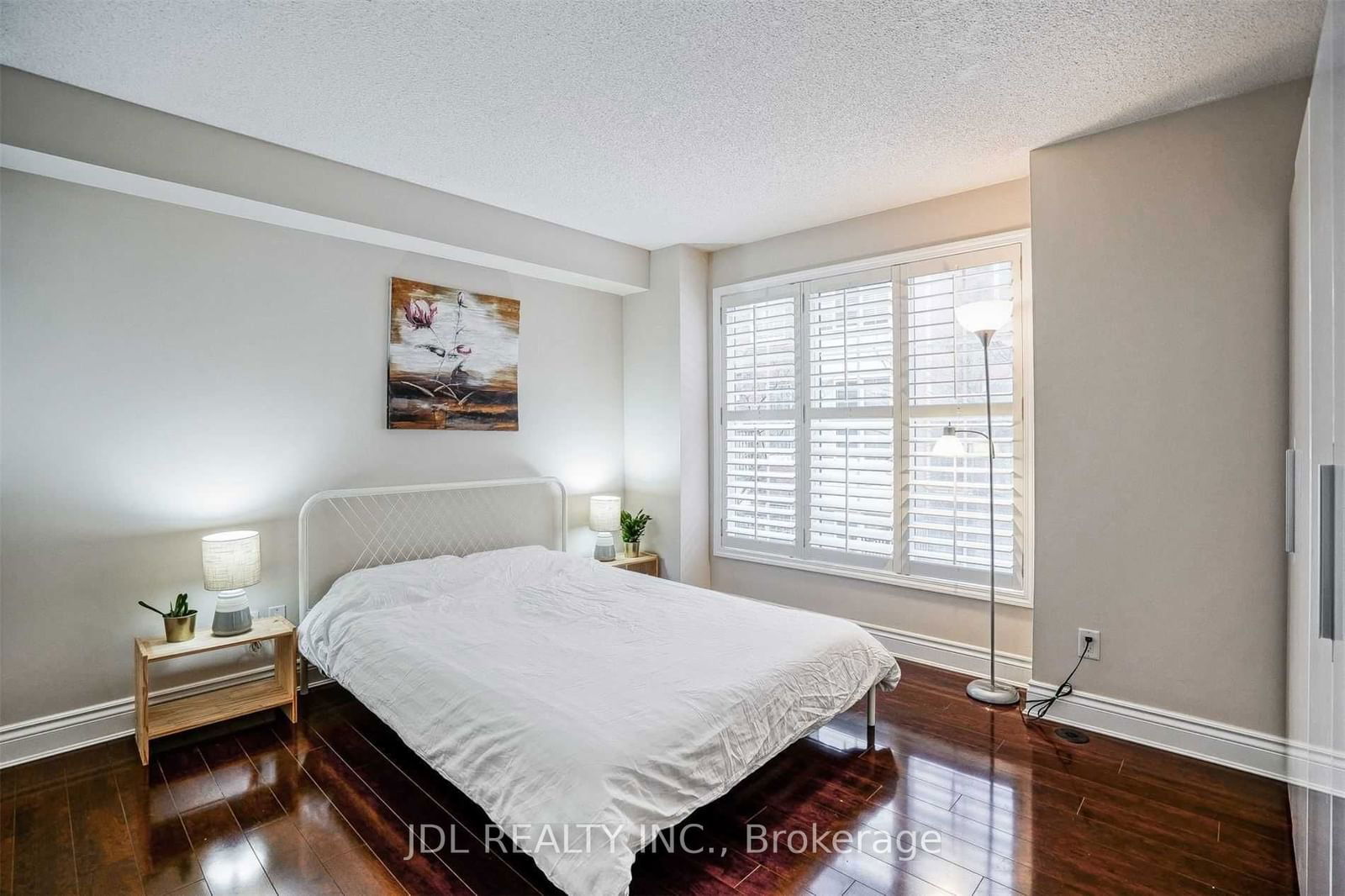 3 Everson Dr, unit 144 for sale - image #11