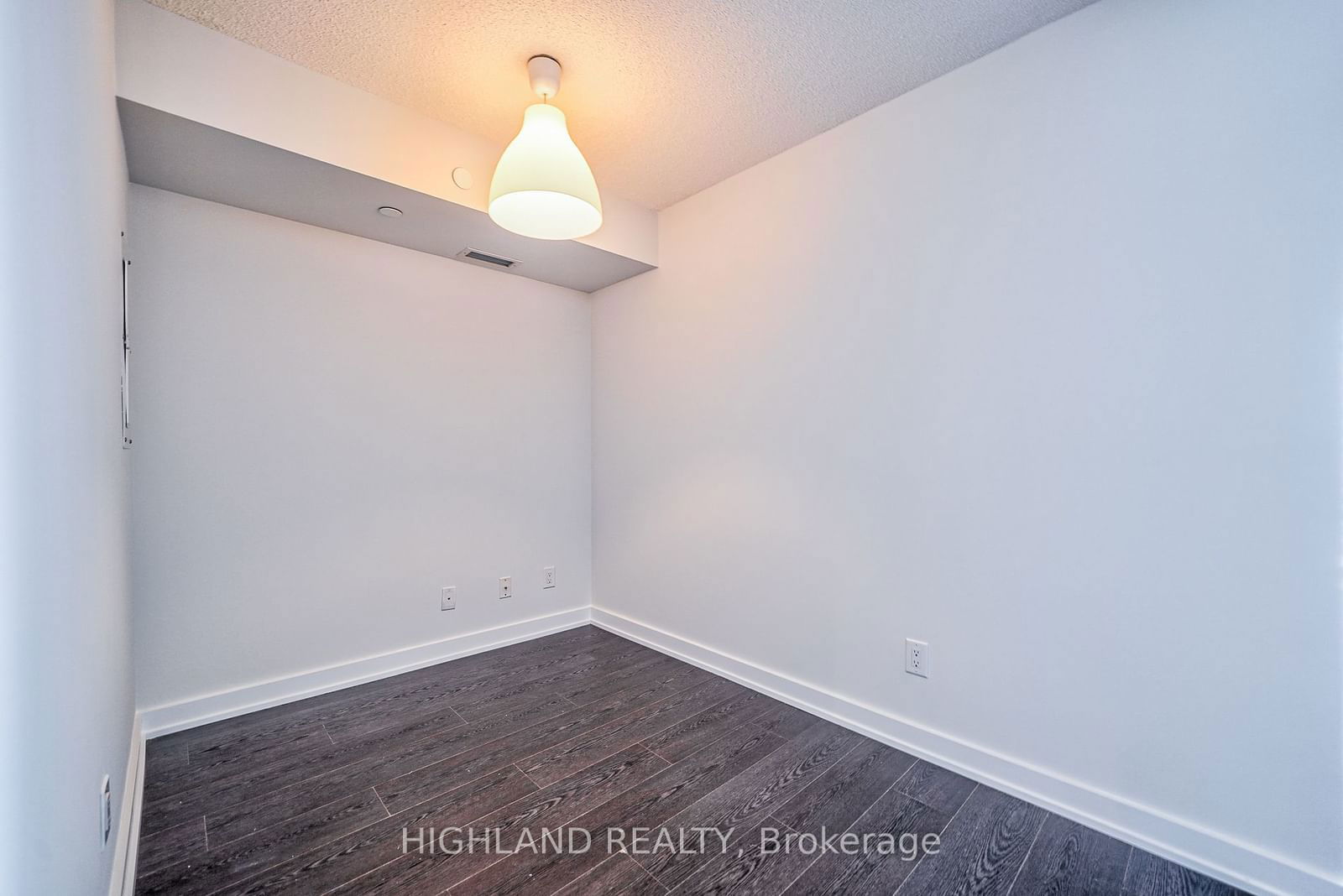 72 Esther Shiner Blvd, unit 2203 for rent - image #8