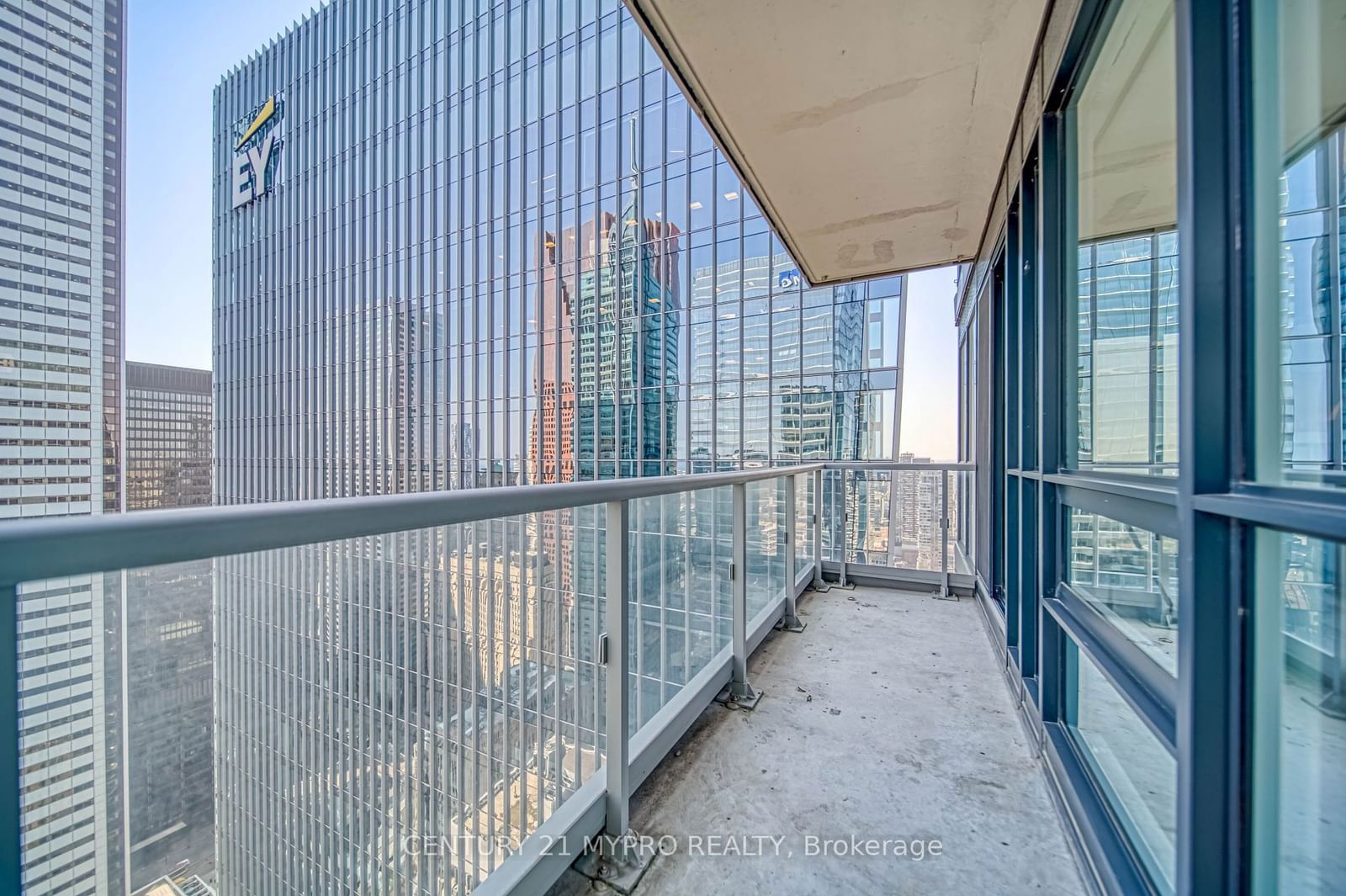 70 Temperance St, unit 4911 for sale - image #31