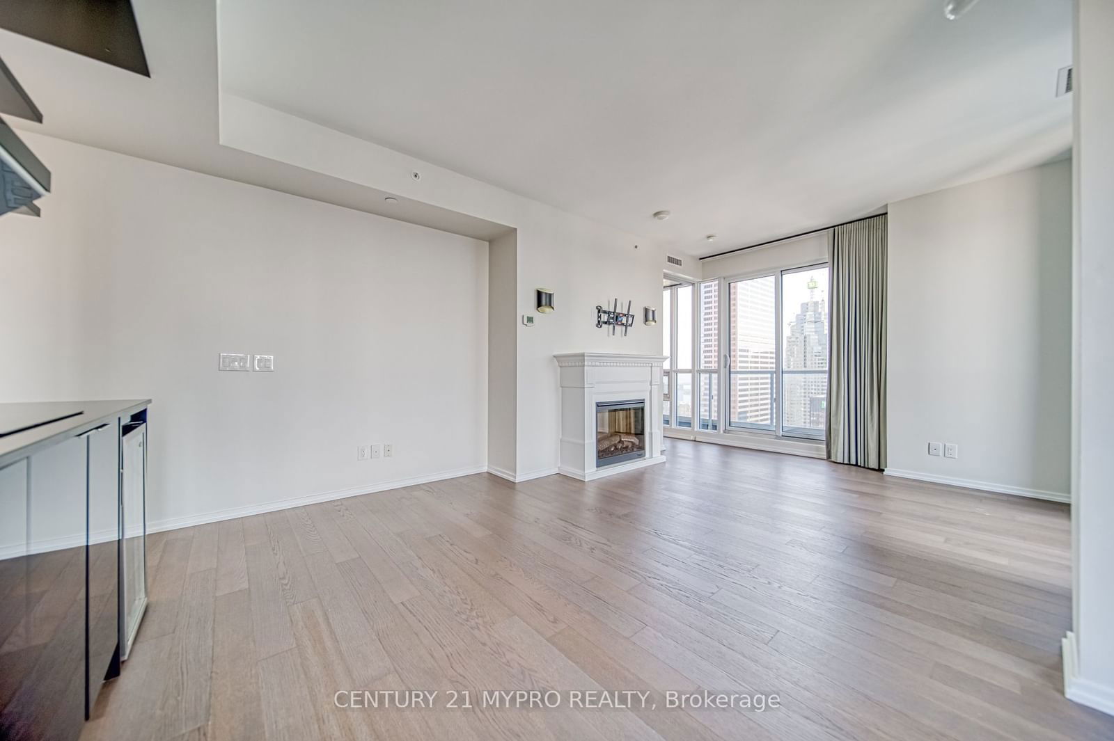 70 Temperance St, unit 4911 for sale - image #7