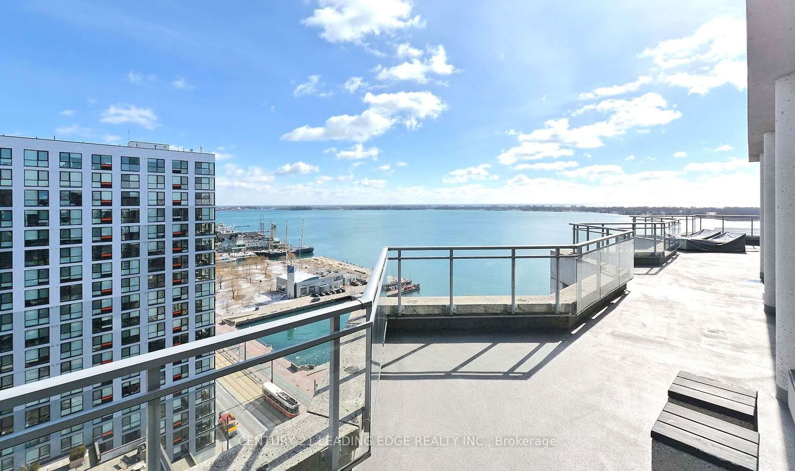 410 Queens Quay W, unit 1202 for sale