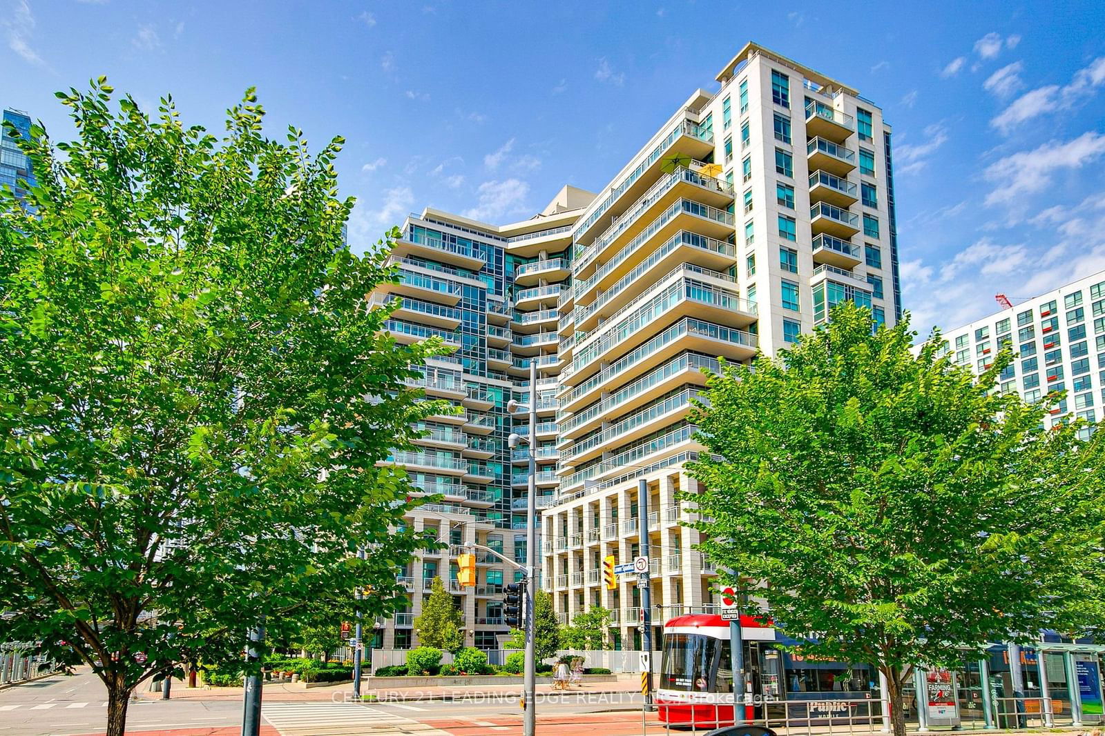 410 Queens Quay W, unit 1202 for sale