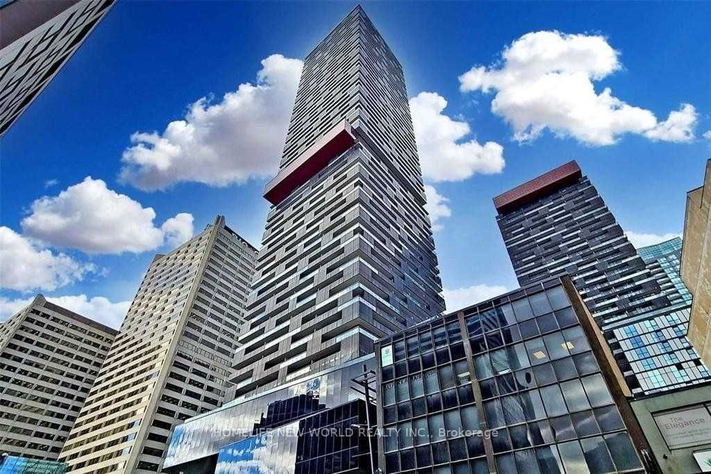 8 Eglinton Ave E, unit 510 for sale