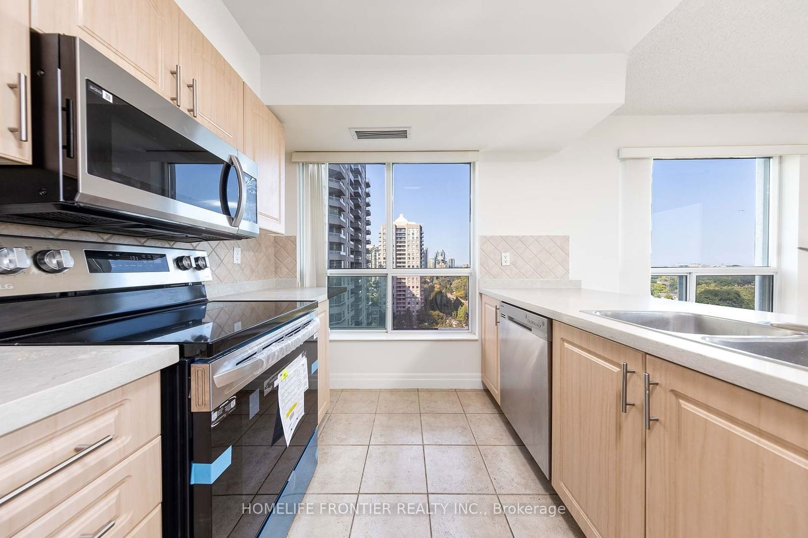 188 Doris Ave, unit 1506 for sale