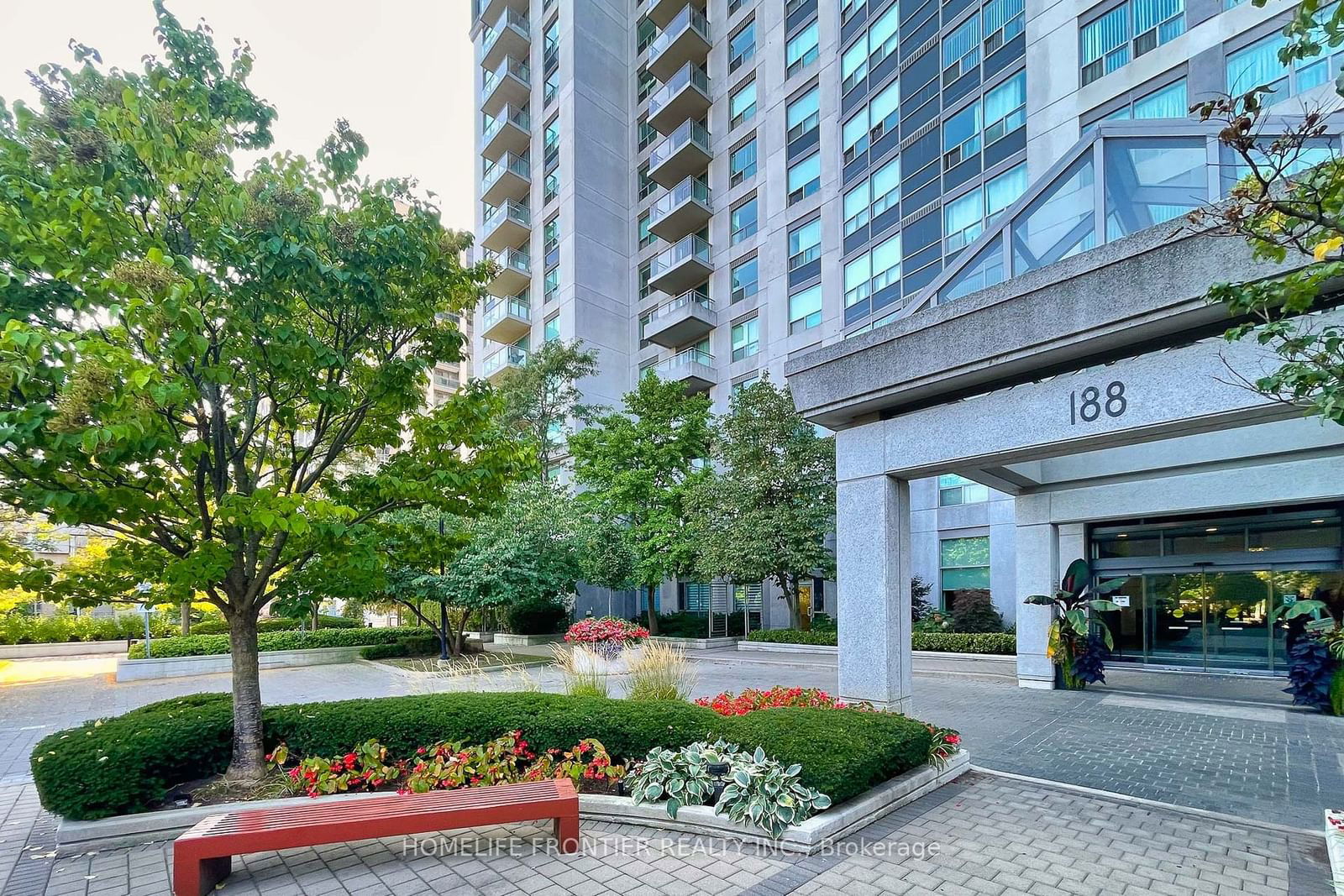 The Boulevard Condos, North York, Toronto