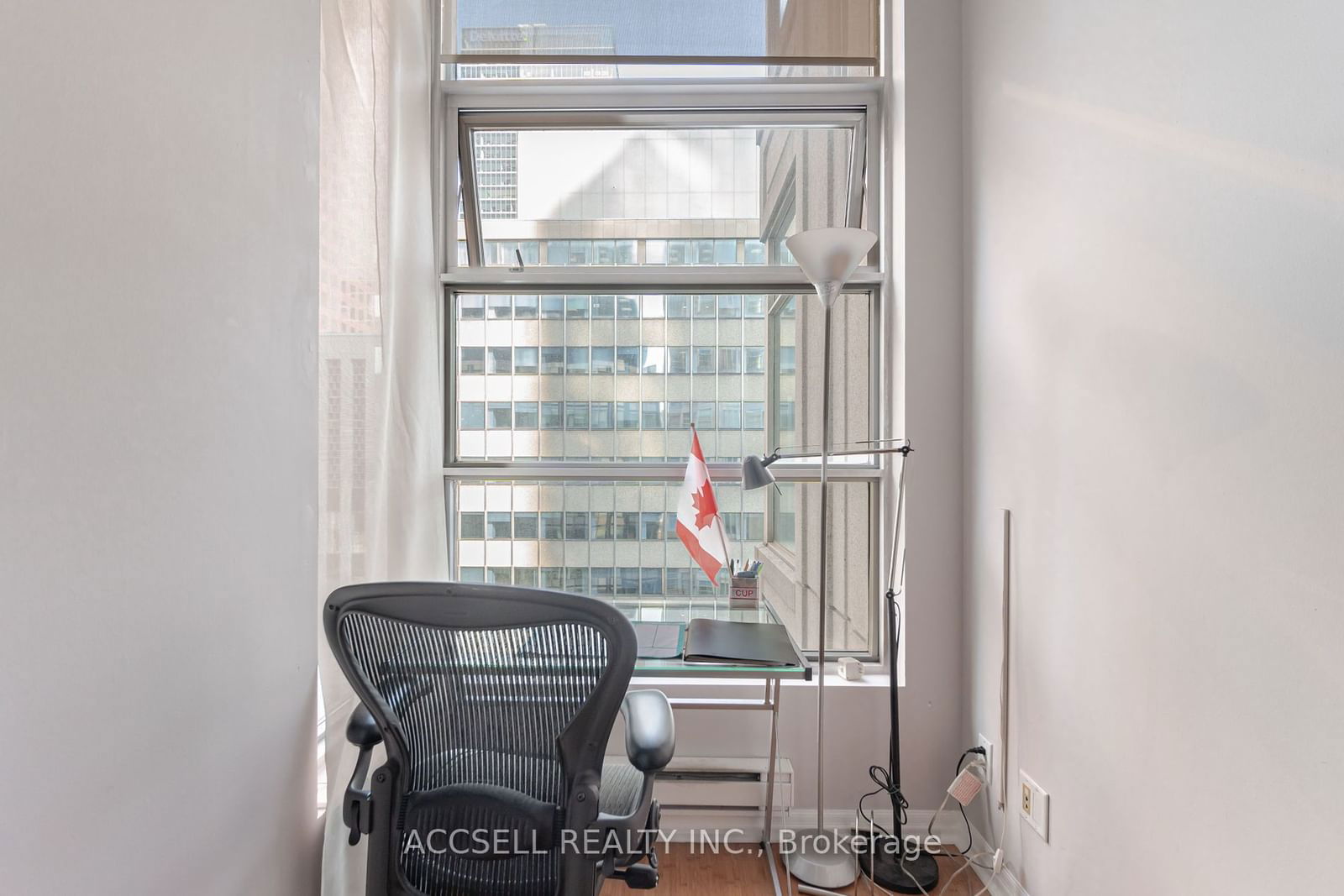 1 King St W, unit 1501 for sale