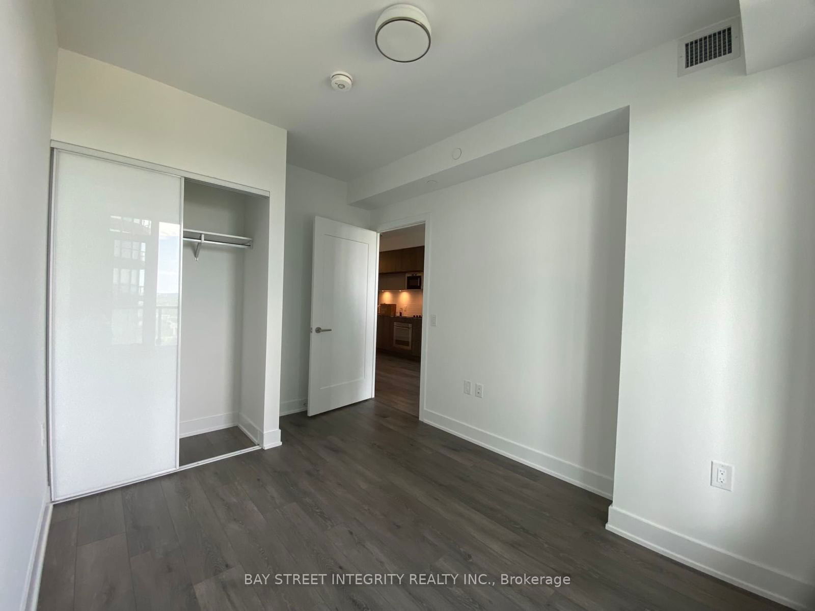 575 Bloor St E, unit 2805 for rent