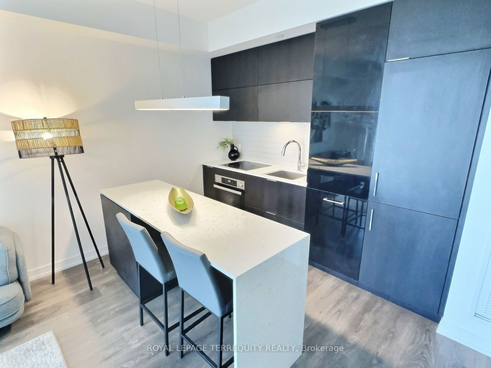 15 Lower Jarvis St, unit 2902 for rent