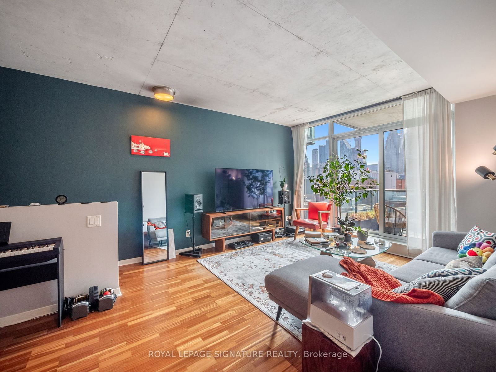 333 Adelaide St E, unit 1026 for sale