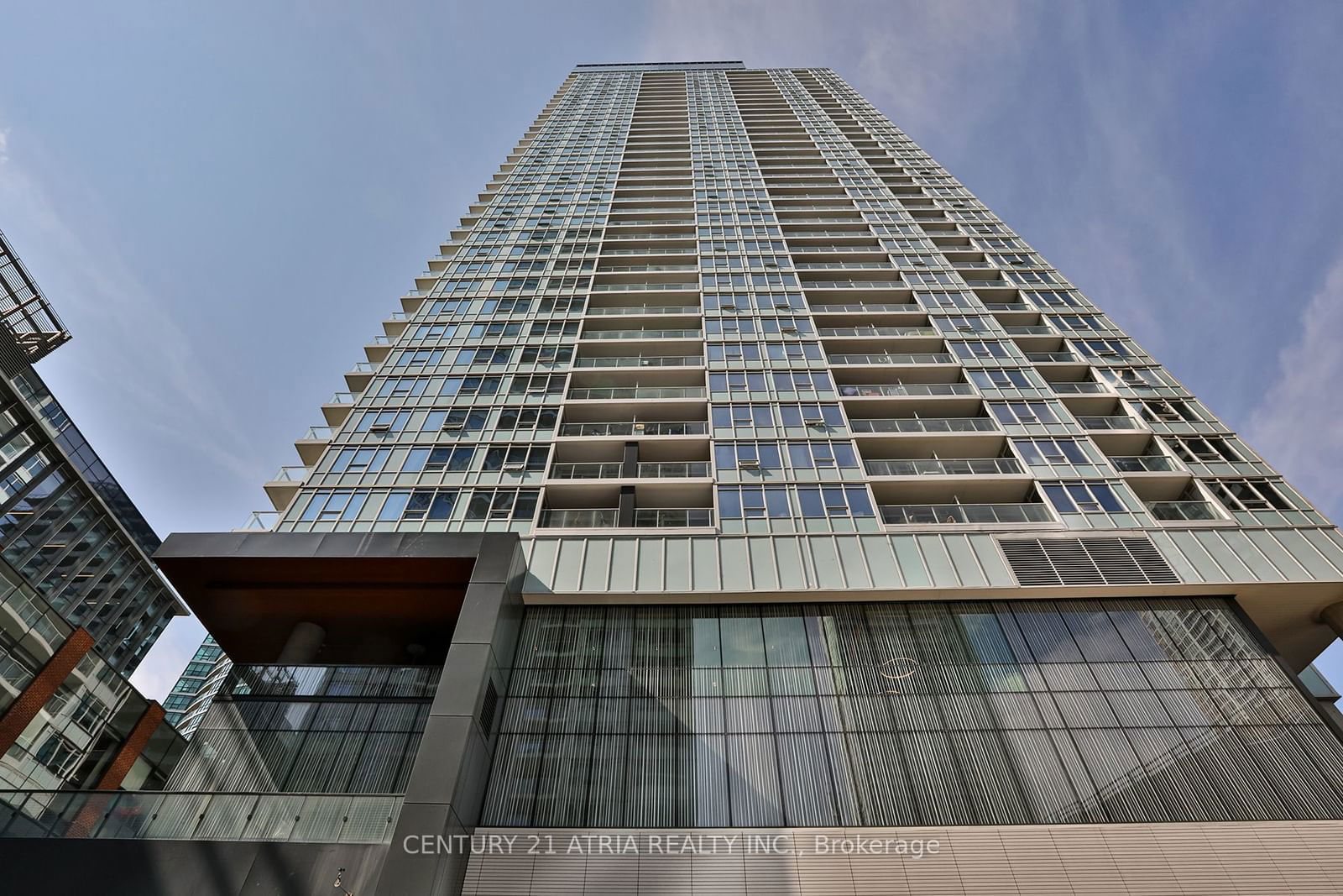 19 Bathurst St, unit 3715 for rent