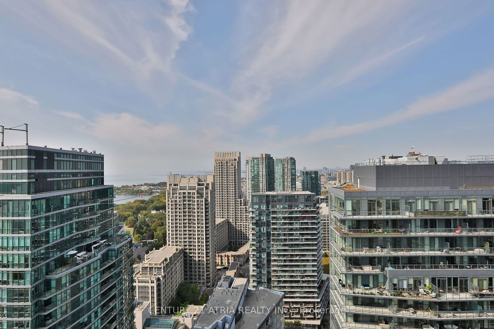 19 Bathurst St, unit 3715 for rent