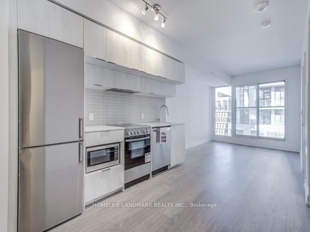 181 Dundas St E, unit 5612 for rent