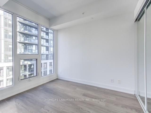 181 Dundas St E, unit 5612 for rent