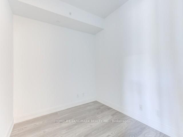 181 Dundas St E, unit 5612 for rent