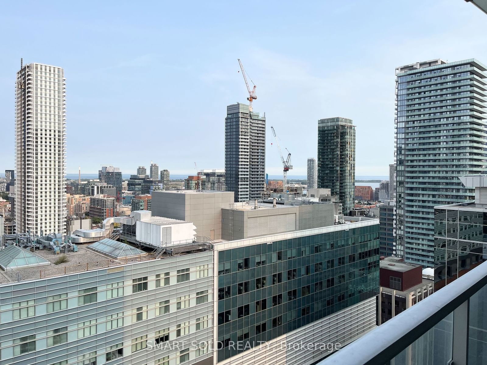 197 Yonge St, unit 2403 for rent