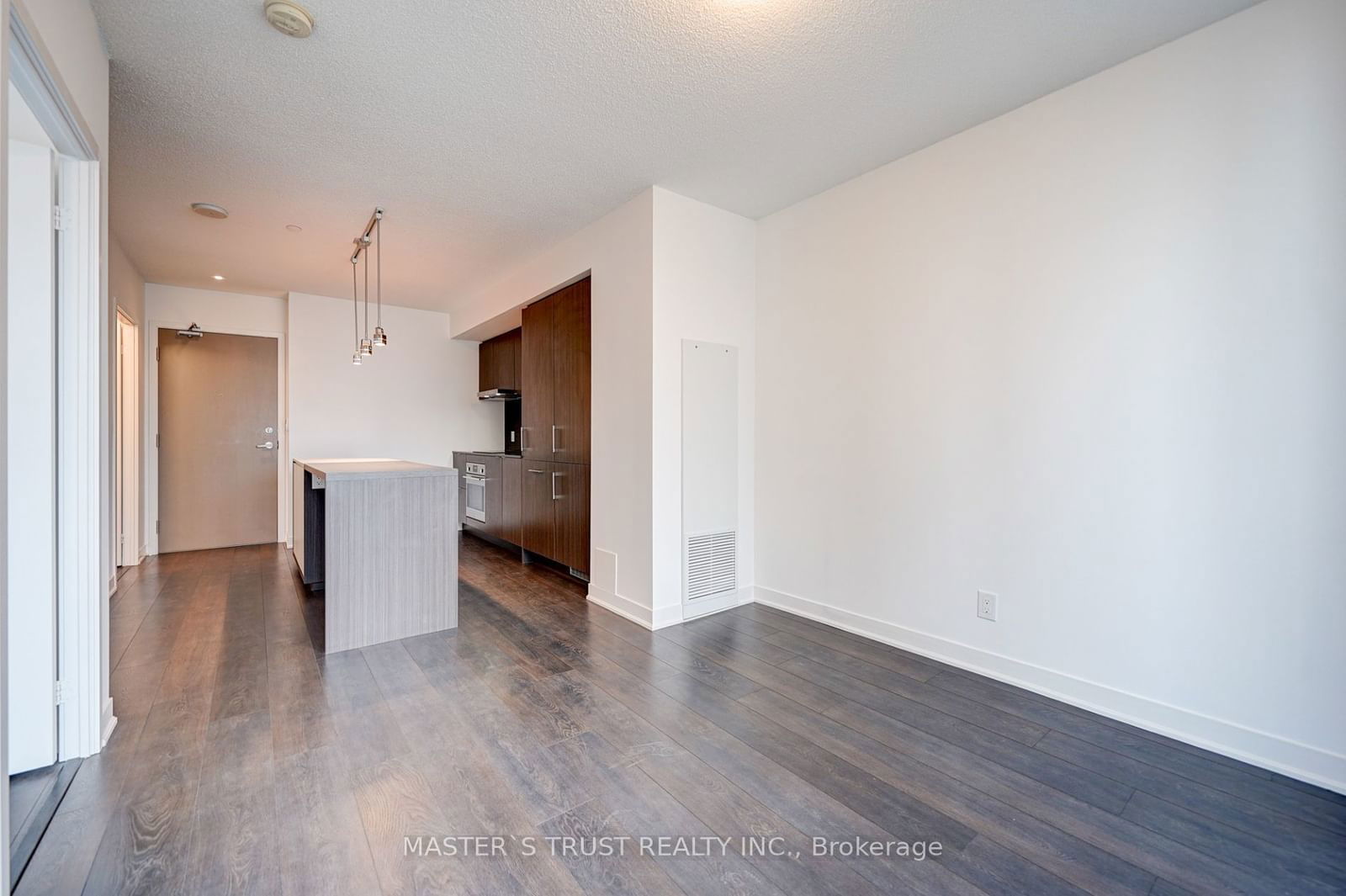 88 Harbour St, unit 2809 for rent