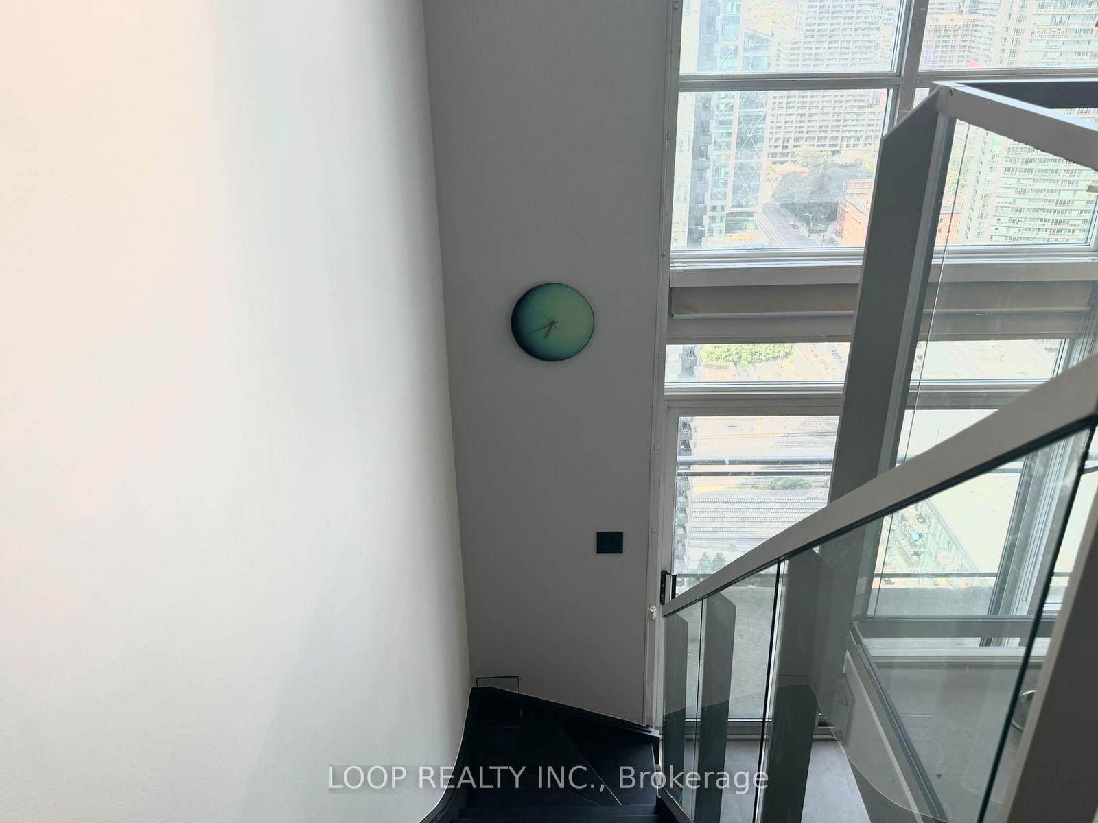 15 Fort York Blvd, unit 4605 for rent