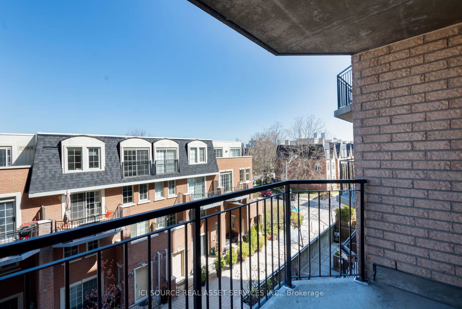 Massey Square Condos, Downtown, Toronto