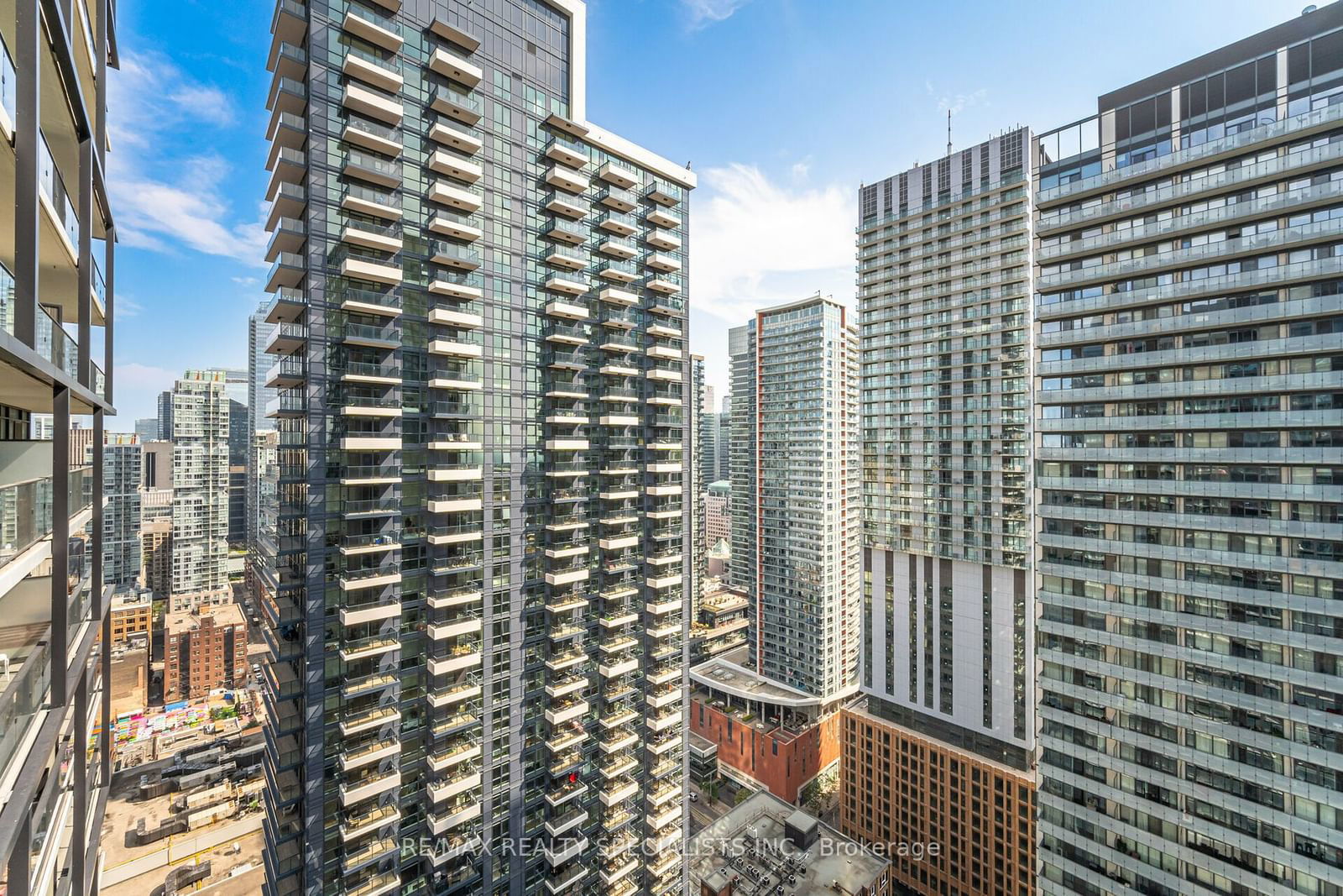 125 Peter St, unit 3012 for sale