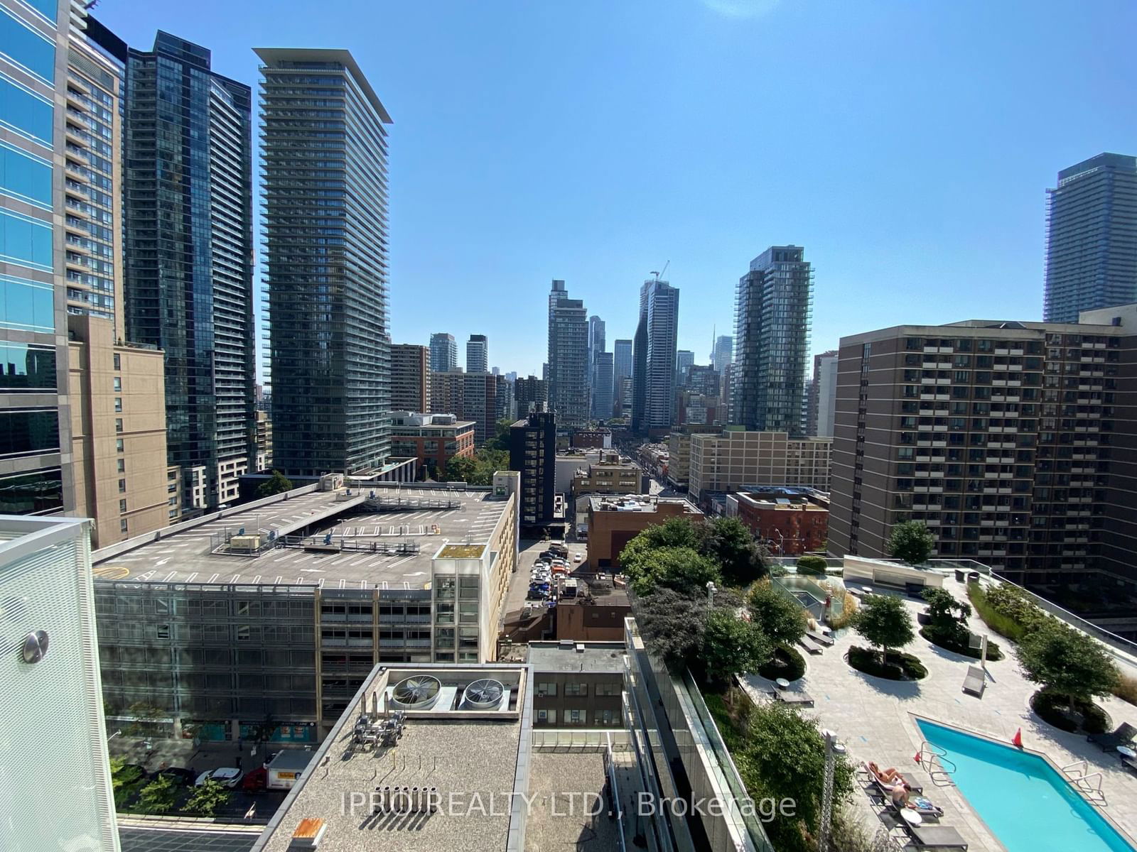 1 Bloor St E, unit 1004 for rent