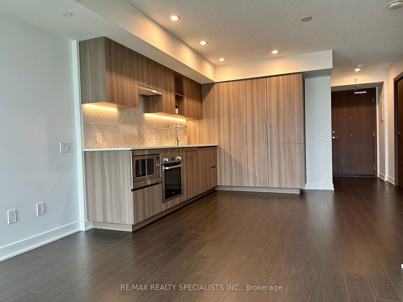 19 Bathurst St, unit 1109 for rent