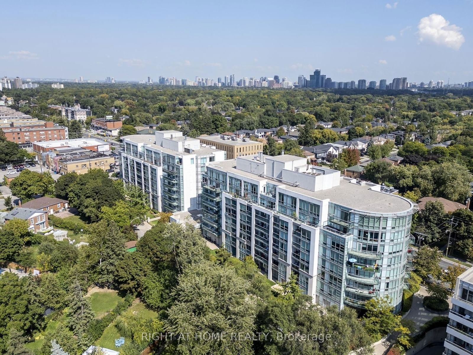 3840 Bathurst St, unit 612 for sale