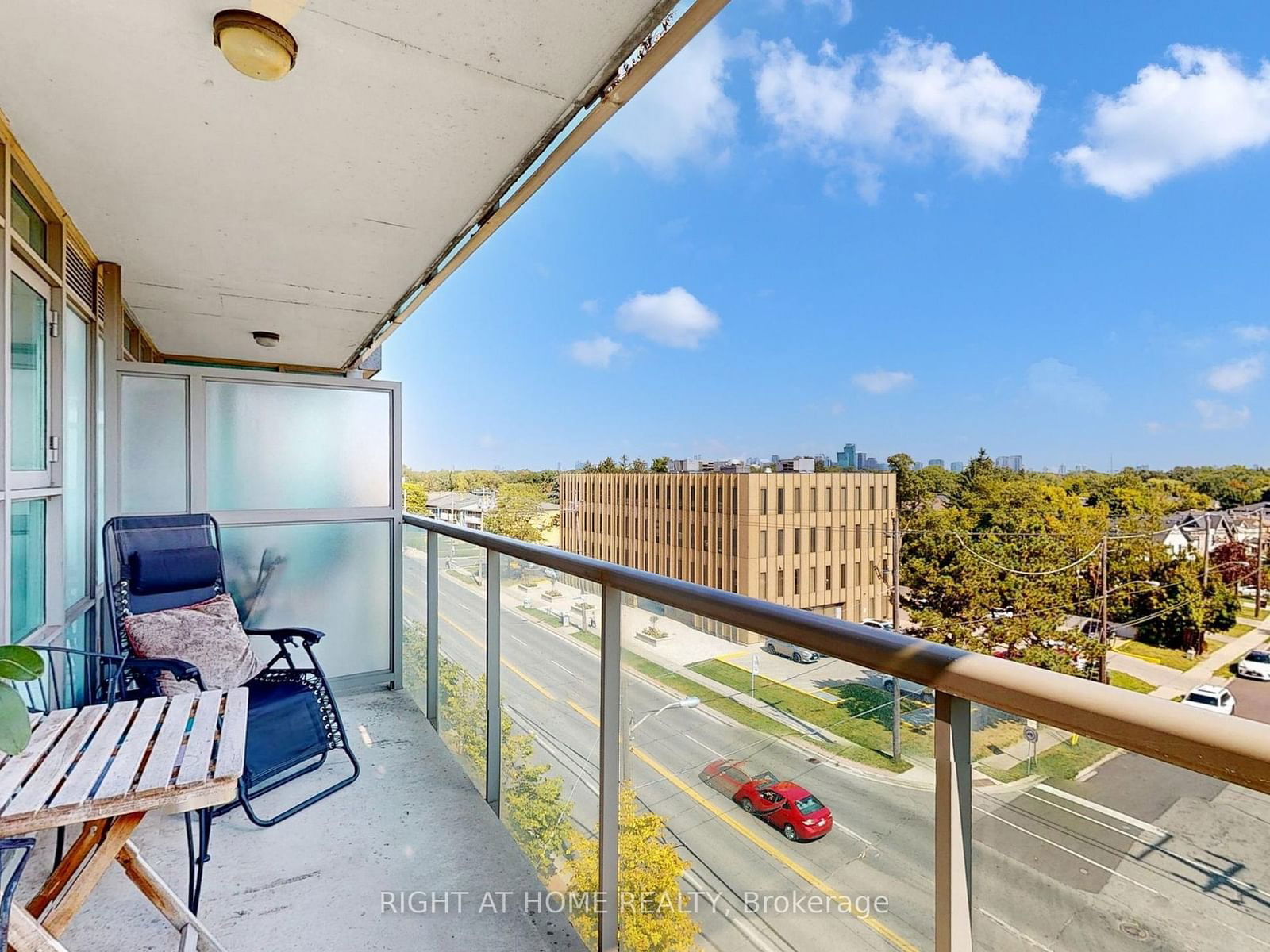 3840 Bathurst St, unit 612 for sale