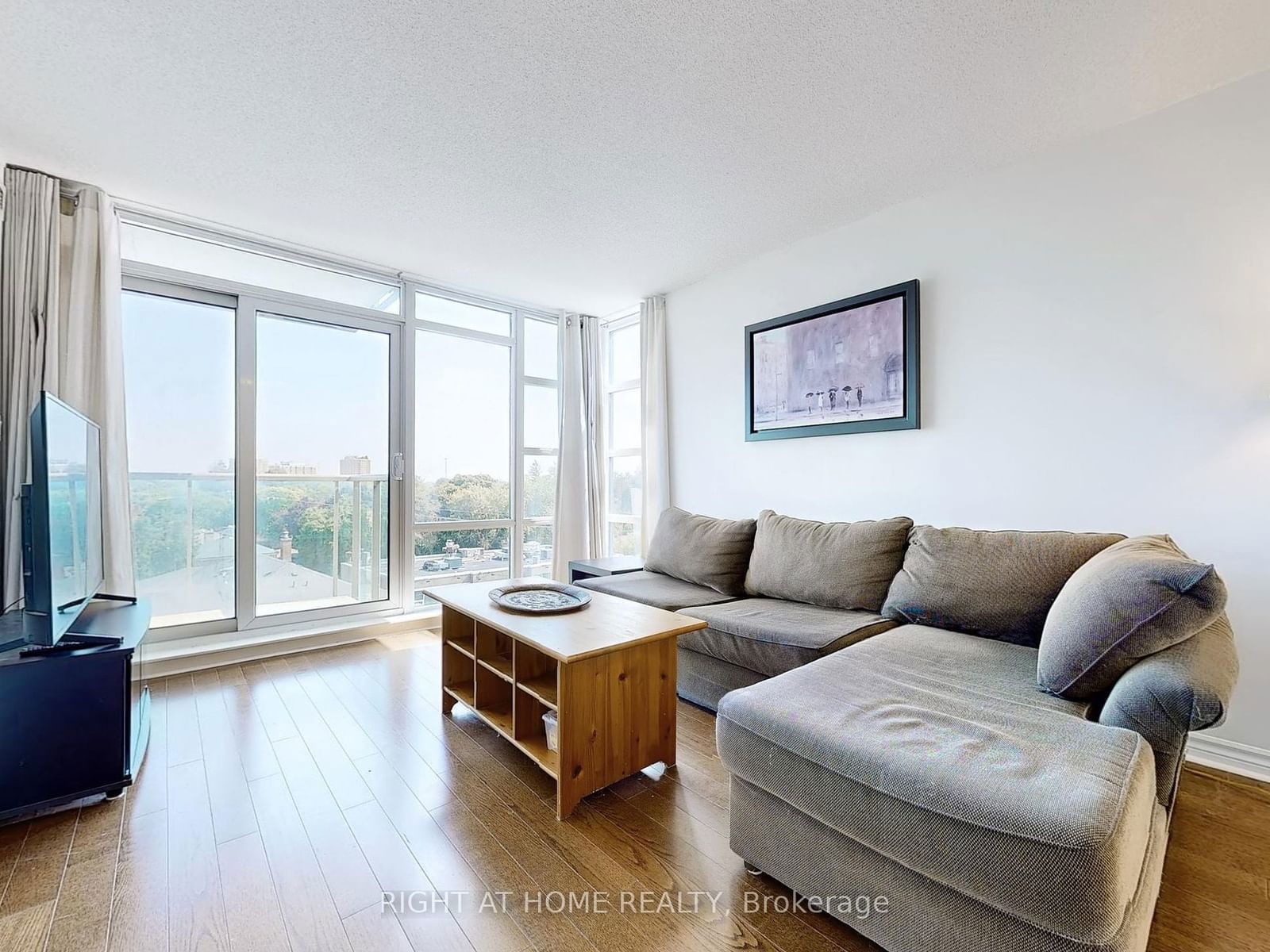 3840 Bathurst St, unit 612 for sale