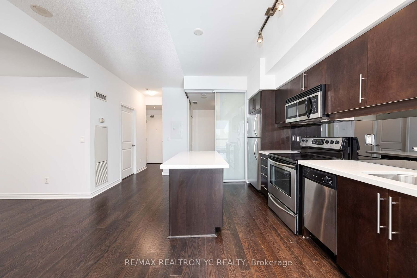 2885 Bayview Ave, unit 621 for sale