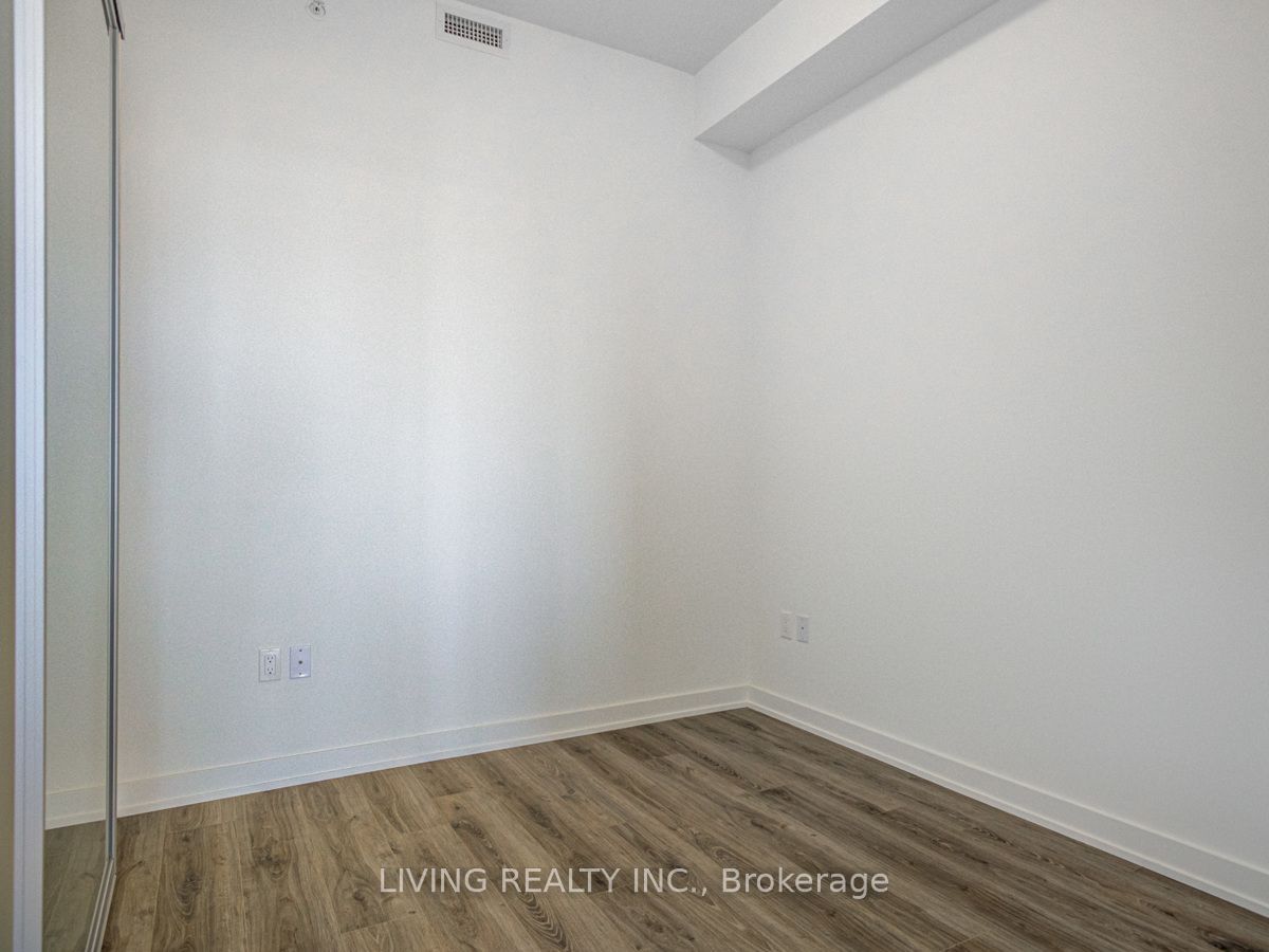 38 Iannuzzi St, unit 2305 for rent