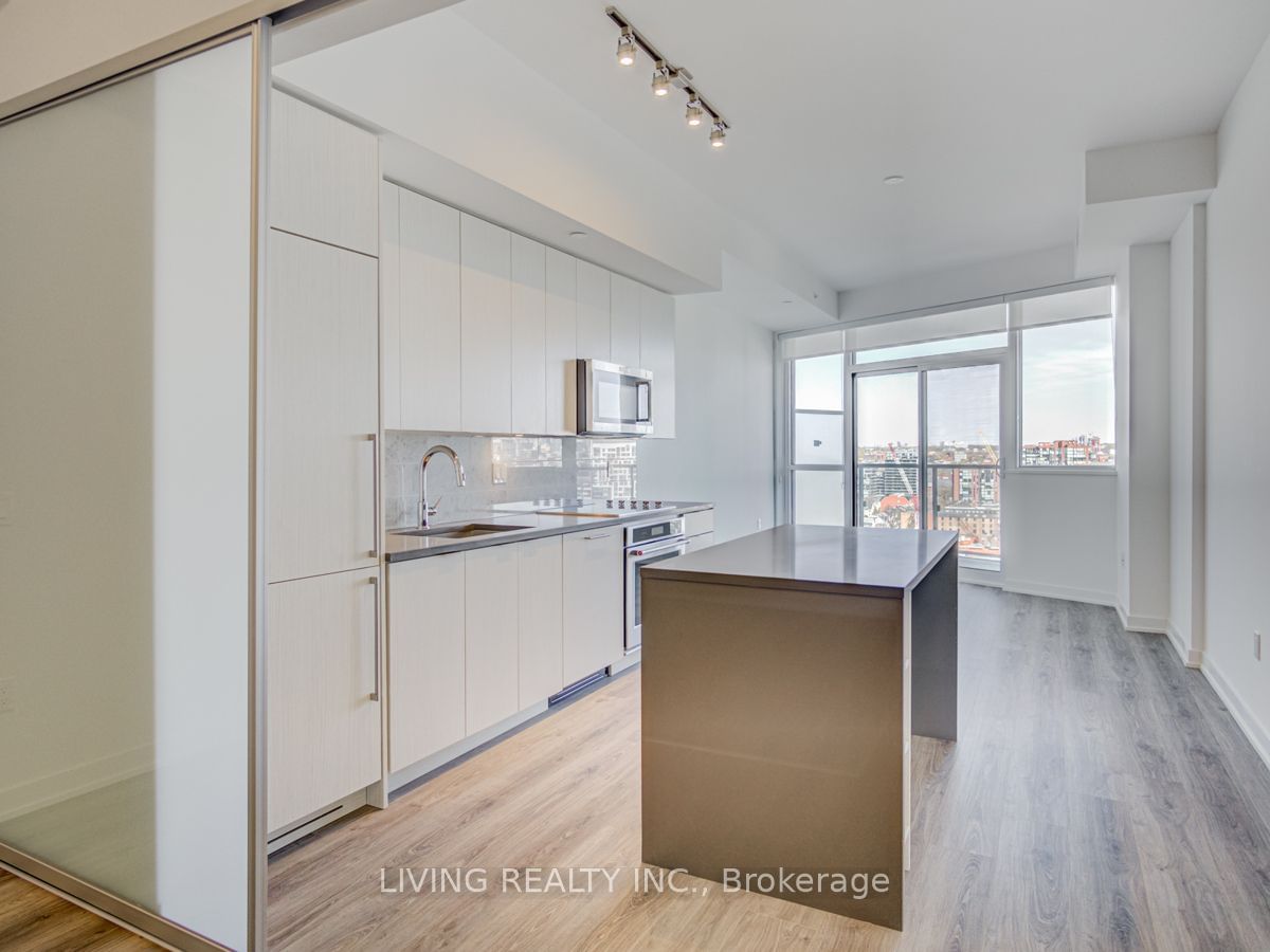 38 Iannuzzi St, unit 2305 for rent