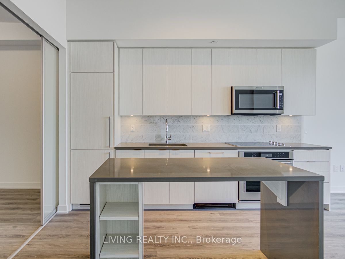 38 Iannuzzi St, unit 2305 for rent