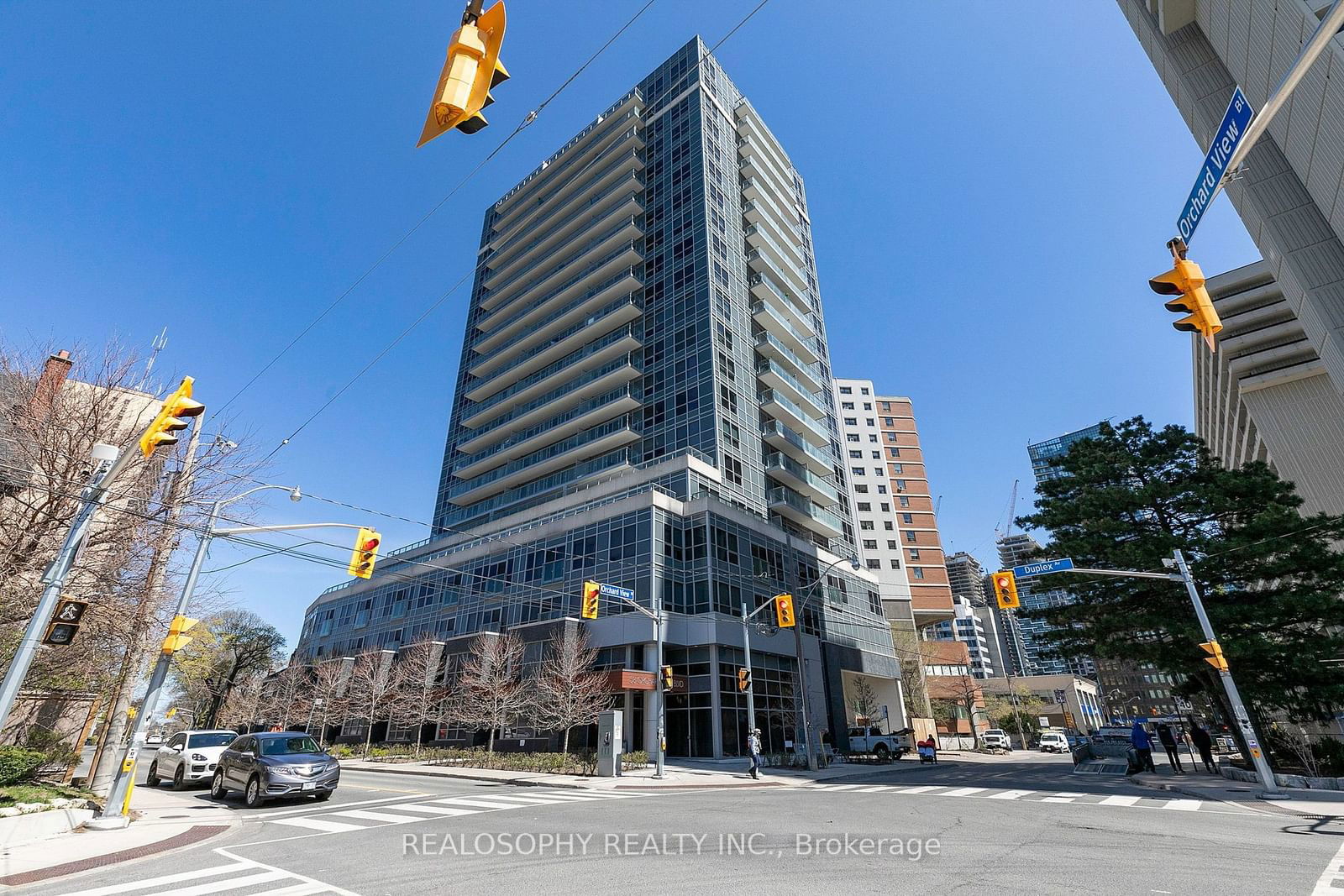 58 Orchard View Blvd, unit 506 for sale