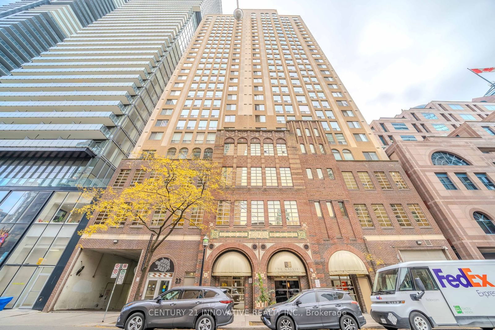 25 Grenville St, unit 909 for rent