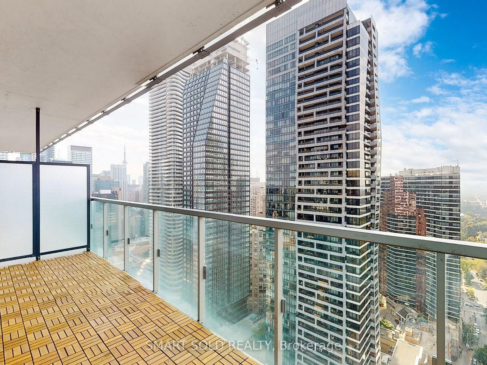 3 Gloucester St, unit 3510 for sale