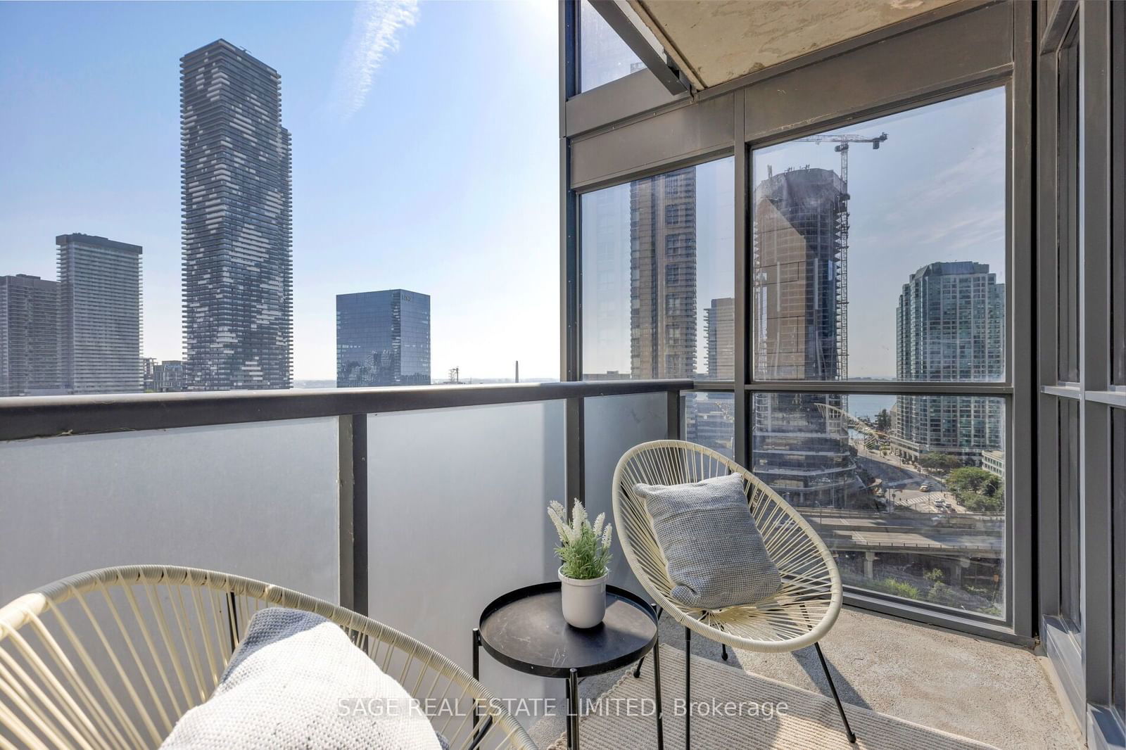 1 The Esplanade, unit 1608 for sale