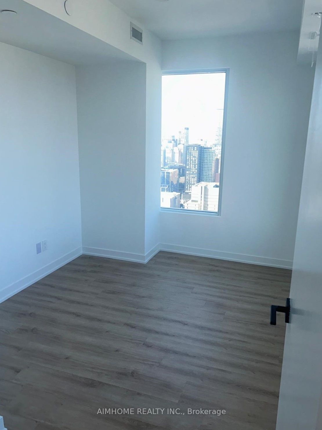 319 Jarvis St, unit 4606 for rent