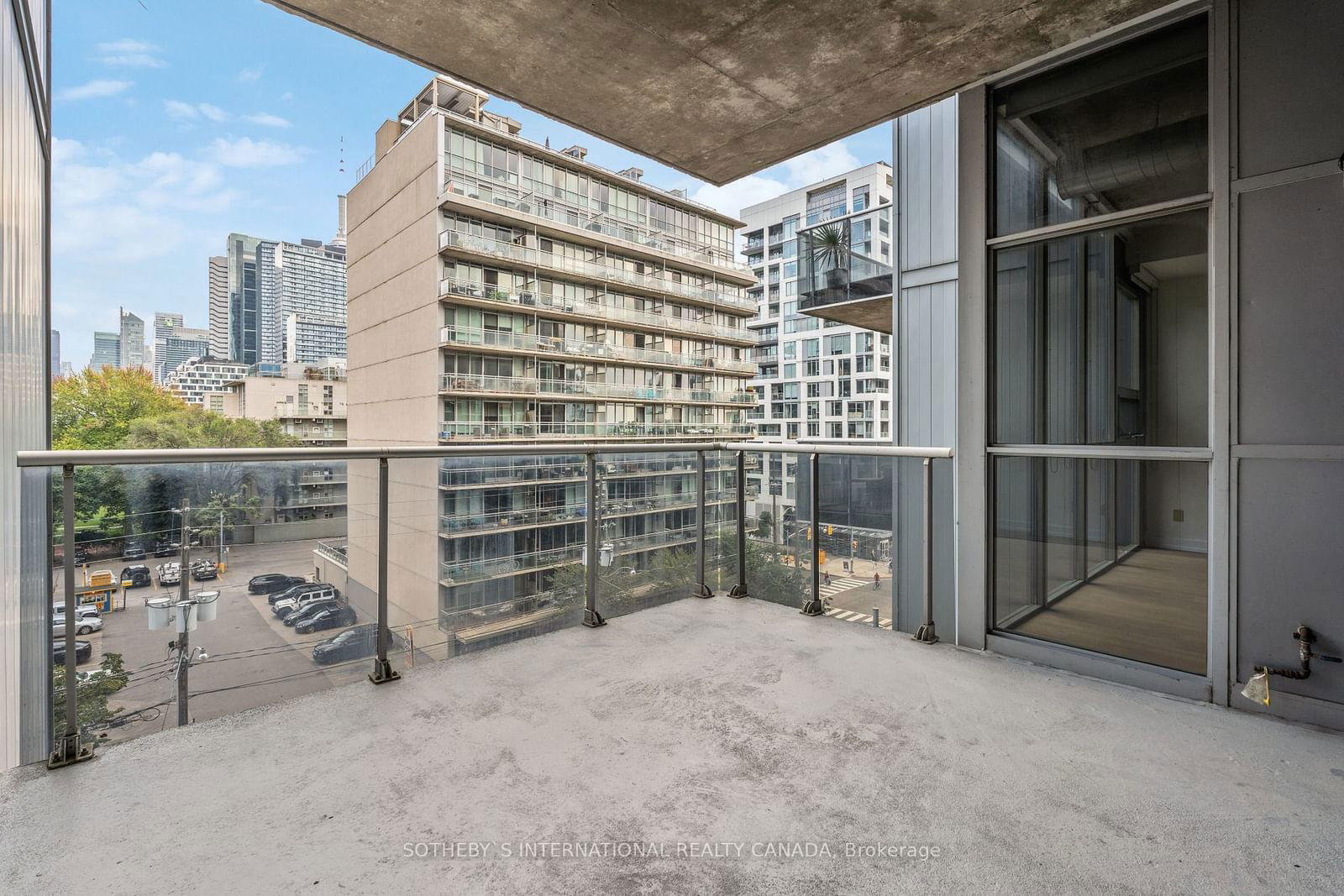 60 Bathurst St, unit 507 for sale