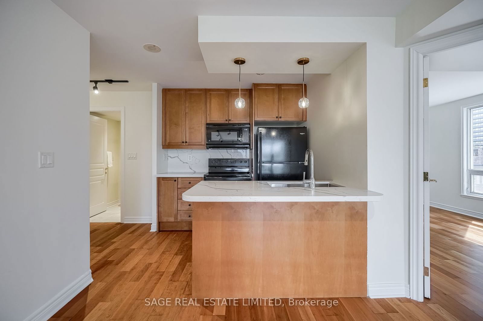 100 Hayden St, unit 901 for sale