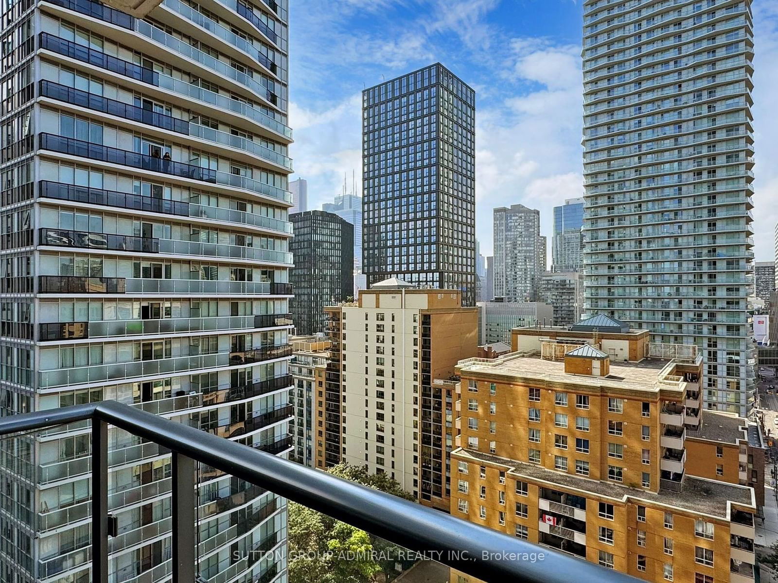 159 Dundas St E, unit 1609 for sale